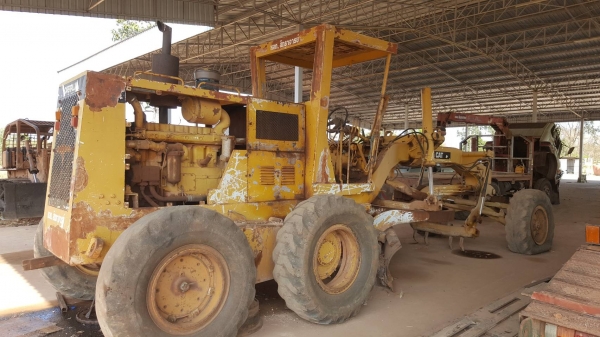 ขาย รถเกรด CAT 12F เครื่อง 68J เกียร์ตัด แปลงระบบไฮดรอริคทั้งคัน รถใช้งานได้ปกติ ยางไม่ค่อยสวย เอกสารใบซื้อขาย ราคาต่อรองได้ครับ
