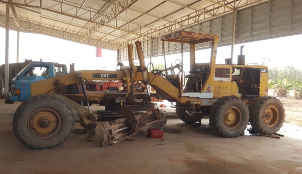 ขาย รถเกรด CAT 12F เครื่อง 68J เกียร์ตัด แปลงระบบไฮดรอริคทั้งคัน รถใช้งานได้ปกติ ยางไม่ค่อยสวย เอกสารใบซื้อขาย ราคาต่อรองได้ครับ