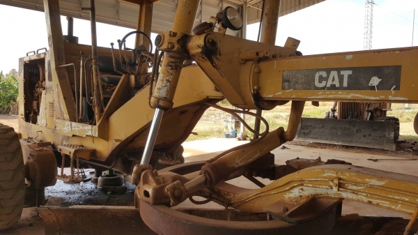 ขาย รถเกรด CAT 12F เครื่อง 68J เกียร์ตัด แปลงระบบไฮดรอริคทั้งคัน รถใช้งานได้ปกติ ยางไม่ค่อยสวย เอกสารใบซื้อขาย ราคาต่อรองได้ครับ