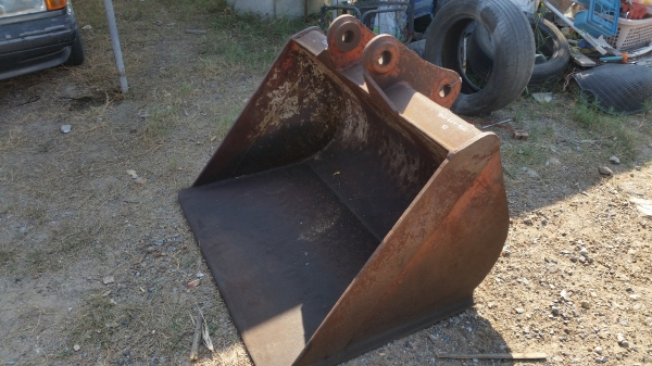 ขายบุ้งกี๋