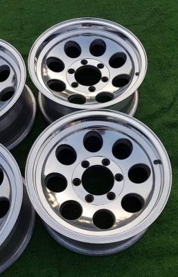 ขายล้อ MICKEY THOMPSON แท้ ขอบ 16" ขายล้อ MICKEY THOMPSON แท้ ขอบ 16"
