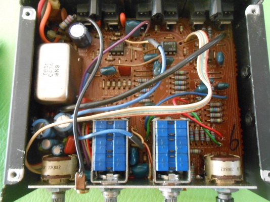 Nakamichi EC 200 สายส้ม