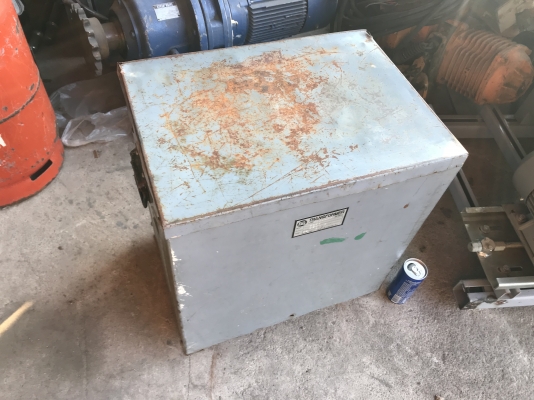 ขายหม้อแปลงไฟฟ้าคุมเครื่องจักร เข้า 380V ออก 220V ขนาด 50Amp. ตัวใหญ่ มีจุดแยกต่อ 2สาย 110V ได้ครับ สภาพสวย พร้อมใช้งาน