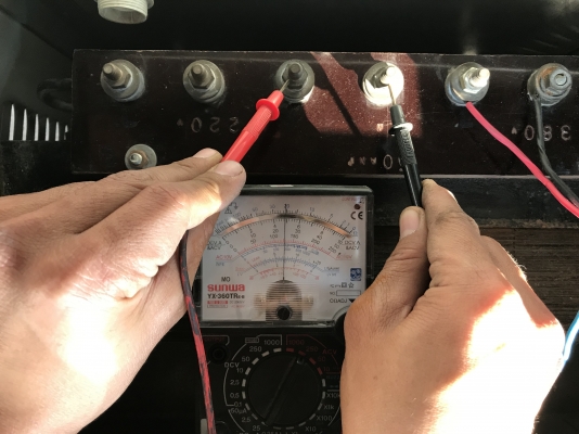 ขายหม้อแปลงไฟฟ้าคุมเครื่องจักร เข้า 380V ออก 220V ขนาด 50Amp. ตัวใหญ่ มีจุดแยกต่อ 2สาย 110V ได้ครับ สภาพสวย พร้อมใช้งาน