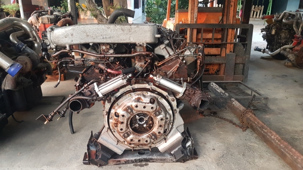 ขายเครื่องยนต์hino 8สูบ f17e