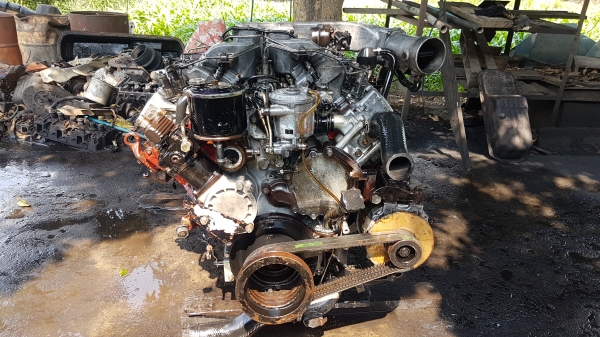 ขายเครื่องยนต์hino 8สูบ f17e