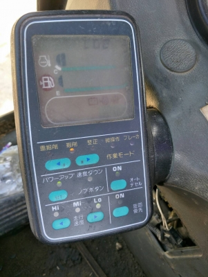 ขายรถแบคโฮ KOMATSU PC200-6 เอกสารอินวอย ระบบไฟเต็ม สภาพภายนอกไม่สวยแต่ระบบดี ราคา 420000