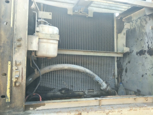 ขายรถแบคโฮ KOMATSU PC200-6 เอกสารอินวอย ระบบไฟเต็ม สภาพภายนอกไม่สวยแต่ระบบดี ราคา 420000
