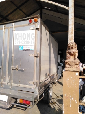 ขายด่วน ตู้แช่ พร้อมคอมใส่กระบะ D-Max ตอนเดียว เป็นเลส ต่ออู่ช่างเบิ้ม เพียง 40000 บาท