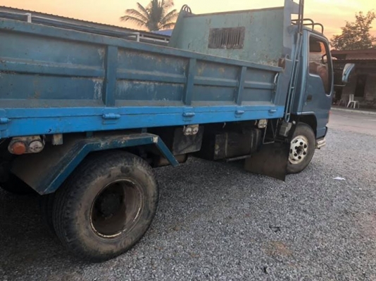 ขาย ISUZU NPR 120 แรง ดั้มสามมิตร ปี 43 ช่วงล่าง F หน้าหลัง รถเดิมๆพร้อมใช้งาน