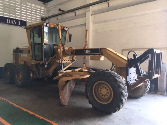 ขาย 140H เก่านอกนำเข้าจาก USA สนใจติดต่อ อำพล 090-9694506/ 080-3031241