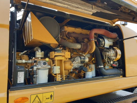 แบ็คโฮล้อยาง CAT M315D2 (6,000 ชม)