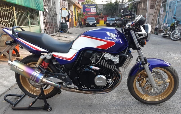 Re: ขาย cb 400 vtec 3 ปี 2005 ทะเบียนแท้ โอนขนส่ง