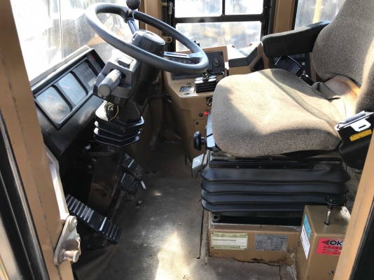 CAT 950F2 สภาพสวย ๆ รถใช้งานแค่ 3 พันกว่าชั่วโมงจากญี่ปุ่น CAT 950F2 สภาพสวย ๆ รถใช้งานแค่ 3 พันกว่าชั่วโมงจากญี่ปุ่น