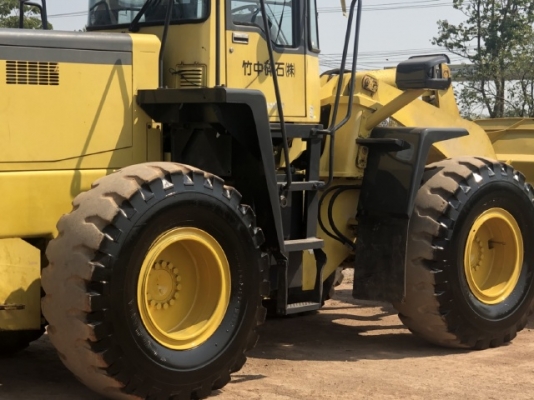 ขายรถตักล้อยาง KOMATSU WA300-3 นำเข้าเองจากญี่ปุ่น สภาพสวยพร้อมใช้ มีVDOการทำงานครับ