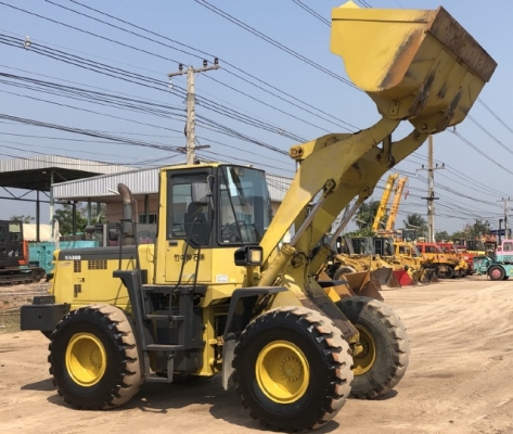 ขายรถตักล้อยาง KOMATSU WA300-3 นำเข้าเองจากญี่ปุ่น สภาพสวยพร้อมใช้ มีVDOการทำงานครับ