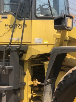 ขายรถตักล้อยาง KOMATSU WA300-3 นำเข้าเองจากญี่ปุ่น สภาพสวยพร้อมใช้ มีVDOการทำงานครับ