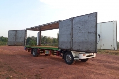 ขาย ISUZU 6 ล้อ ตู้ 10 บาน ปี 48 เครื่อง 200 ยาว 7.2 ม. เครื่องดี ยางดี คัสซีสวย ราคา 800,000 บาท ติ ขาย ISUZU 6 ล้อ ตู้ 10 บาน ปี 48 เครื่อง 200 ยาว 7.2 ม. เครื่องดี ยางดี คัสซีสวย ราคา 800,000 บาท ติ