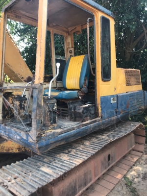 ขายด่วน แบคโฮ komasu 120รุ่น3 เครื่องเดิม เอว ปั้มยังทำงานได้ดี โซ่มีหย่อนนิดน่อย รถพร้อมใช้งาน ขาย280000 บาท