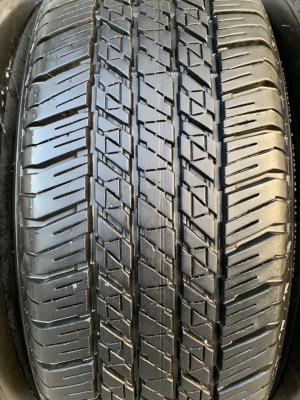 ยาง 245-65-17 Bridgestone ปี 17 ดอกยางเต็มๆทุกเส้น