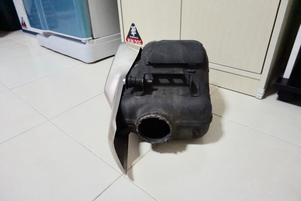 ขายท่อเดิม HONDA CB650/CBR650F ขายท่อเดิม HONDA CB650/CBR650F