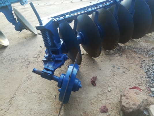 ขายผานเจ็ดรถไถฟอร์ดสภาพสวย