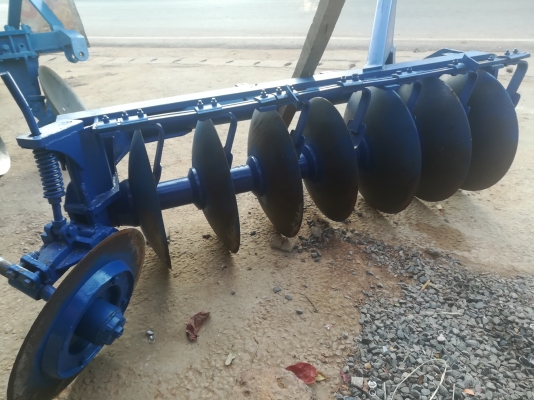 ขายผานเจ็ดรถไถฟอร์ดสภาพสวย