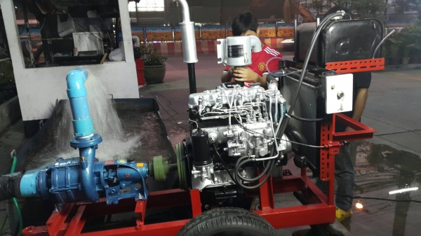 เครื่องสูบนํ้าประกอบใหม่พร้อมใช้งาน