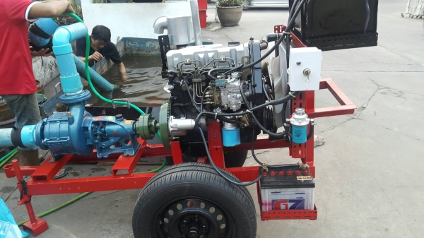 เครื่องสูบนํ้าประกอบใหม่พร้อมใช้งาน