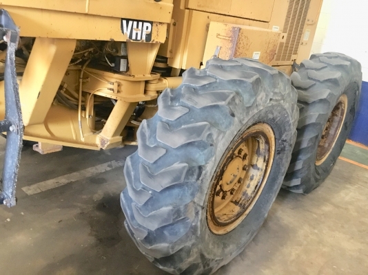 Caterpillar 140H #2ZK06014 รถเกรดจากอเมริกา พร้อมสแคริฟายด์  โทร. 080-6565422 (หนิง)