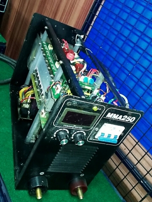 ตู้เชื่อม250 amp มือสองของดี สินค้าคุณภาพ พร้อมประกัน บริการอะไหล่