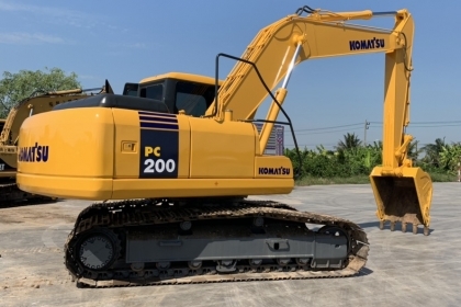 ขาย!! >>>  Komatsu pc200 รุ่น 7 พร้อมใช้งาน <<< เบอร์ติดต่อ 098-7155789 086-4631102
