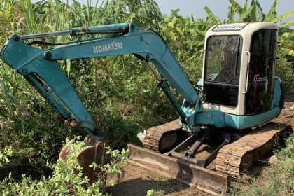 ขาย!! >>> Komatsu Pc40 รุ่น 8R พร้อมลุยงาน <<< เบอร์ติดต่อ 098-7155789 086-4631102 ขาย!! >>> Komatsu Pc40 รุ่น 8R พร้อมลุยงาน <<< เบอร์ติดต่อ 098-7155789 086-4631102