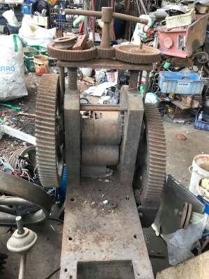 ขายเครื่องปั้มใหญ่ ใหญ่เล็ก เลื่อย