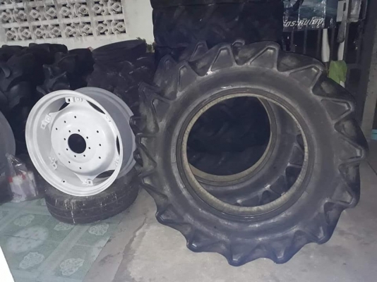 ขายยางยี่ห้อฟาร์เค่น JAPAN ขอบ 13.6-26 คู่ละ 8000สภาพสวยพร้อมใช้ ใครอยากได้ยาง กระทะล้อสั่งซื้อได้นะครับ จัดส่งทั่วประเทศ