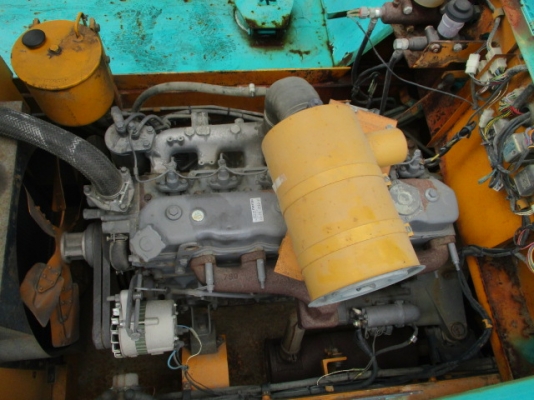 รถบดล้อยาง 9 ล้อ SAKAI TS200