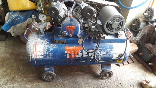 ขาย !! ปั้มลม.TIGER.ขนาด1/2แรง2สูบ.ถัง64ลิตร..พร้อมใช้งาน