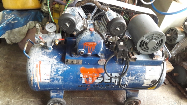 ขาย !! ปั้มลม.TIGER.ขนาด1/2แรง2สูบ.ถัง64ลิตร..พร้อมใช้งาน