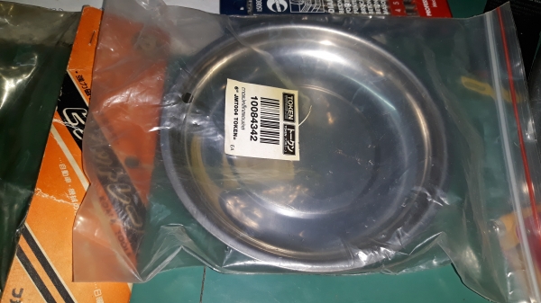 ขายถาดแม่เหล็ก TOKEN 6&quot; JMT 004 MADE IN JAPAN.ไว้ใส่น็อตสกูใหม่เก่าเก็บ