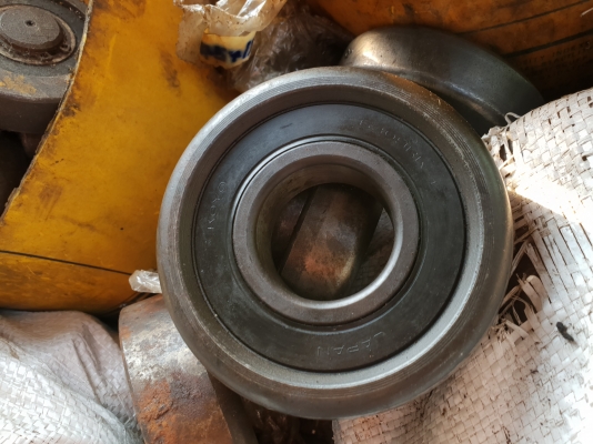 ขายลูกปืนรางเสามือสองญี่ปุ่นหลายขนาด