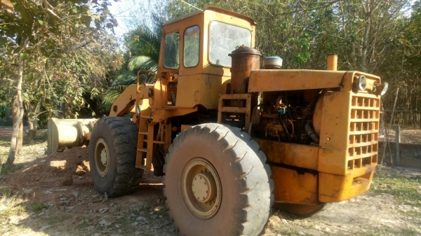 ขายถูกรถตัก KIMCO สภาพพร้อมไช้ปั้มแรงแขวนยาว ขายถูกรถตัก KIMCO สภาพพร้อมไช้ปั้มแรงแขวนยาว