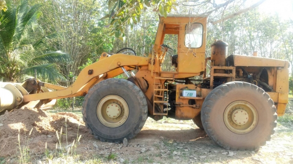 ขายถูกรถตัก KIMCO สภาพพร้อมไช้ปั้มแรงแขวนยาว