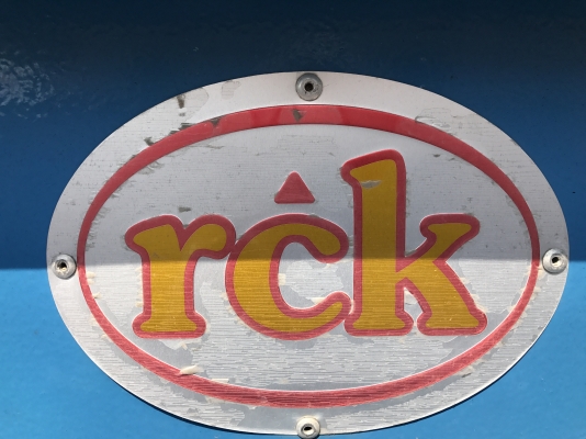 ขาย หางกั้งสามเพลา RCK รุ่งเจริญ ปี 59 ยาว 12.50 เมตร กว้าง 2.50 เมตร ยางดี พร้อมใช้งาน เอกสารพร้อมโอน สนใจติดต่อเรา ดำสุโขทัย โทร 089-7087998,081-7855503 หรือเยี่ยมชมเว็ปไซได้ที่ www.dum-sukhothai.com เรายินดีให้บริการค่ะ ???????? ดูสินค้าได้ที่เต็นท์ดำส
