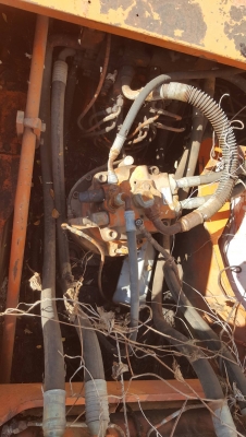 ขาย แบคโฮ DAEWOO DH220LC เครื่องเดิม ปั้ม K3V ช่วงล่างดี รถติดเครื่องใช้งานได้ เอกสารใบซื้อขาย