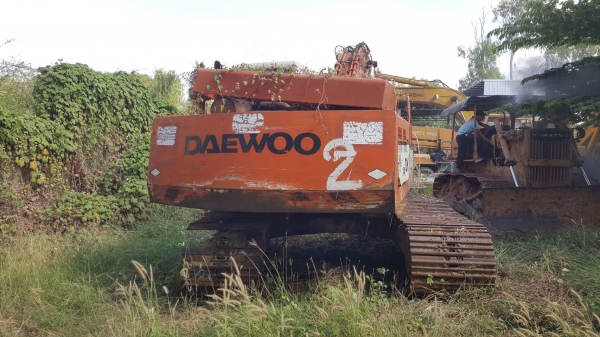 ขาย แบคโฮ DAEWOO DH220LC เครื่องเดิม ปั้ม K3V ช่วงล่างดี รถติดเครื่องใช้งานได้ เอกสารใบซื้อขาย