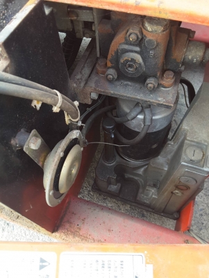 โฟล์คลิฟท์ไฟฟ้า SUGICO ขนาดยก 500 โล เสาสูง 3 เมตร ยกน้ำหนักเต็มที่ 700 โล ยางตัน ขายตามสภาพ เก่านอก พร้อมใช้งาน 45,000 บ.