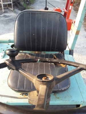 โฟล์คลิฟท์เบนซิน TCM เกียร์ธรรมดา เสาสูง 4 เมตร ขนาด 1.5 ตัน ขายตามสภาพเก่านอก ยางตันพร้อมใช้งาน 70,000 บ. โฟล์คลิฟท์เบนซิน TCM เกียร์ธรรมดา เสาสูง 4 เมตร ขนาด 1.5 ตัน ขายตามสภาพเก่านอก ยางตันพร้อมใช้งาน 70,000 บ.