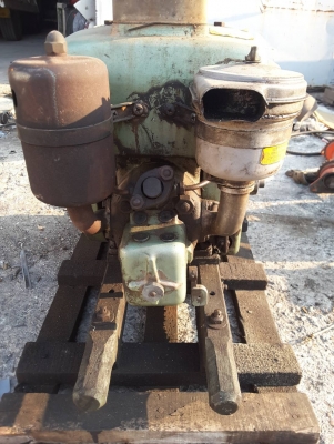 เครื่องยนต์ดีเซล 1 สูบ 4 PH ขายตามสภาพเก่านอก พร้อมใช้งาน 8,000 บ.