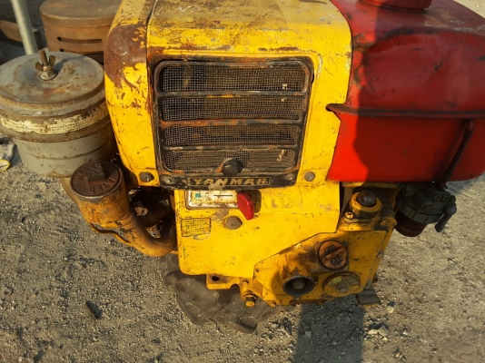 เครื่องยนต์ดีเซล สูบเดียว YANMAR 8 แรง 12,000 บ.