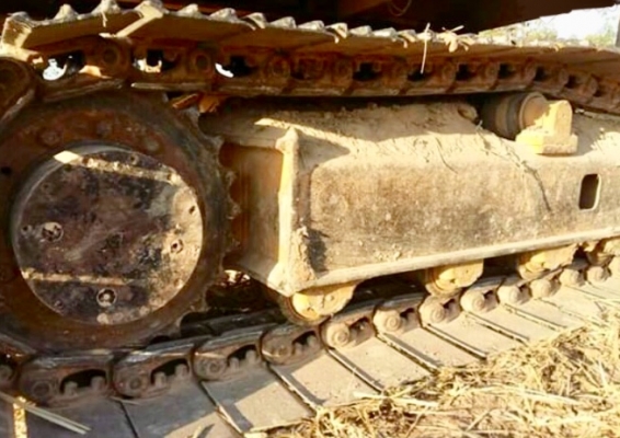 KOMATSU PC 60-5 พร้อมใช้งาน เครื่องเดิมๆทำงานเร็วไม่โหลด ช่วงล่างเอวแน่น เอกสารสัญญาซื้อขาย ราคาต่อรองได้ครับ